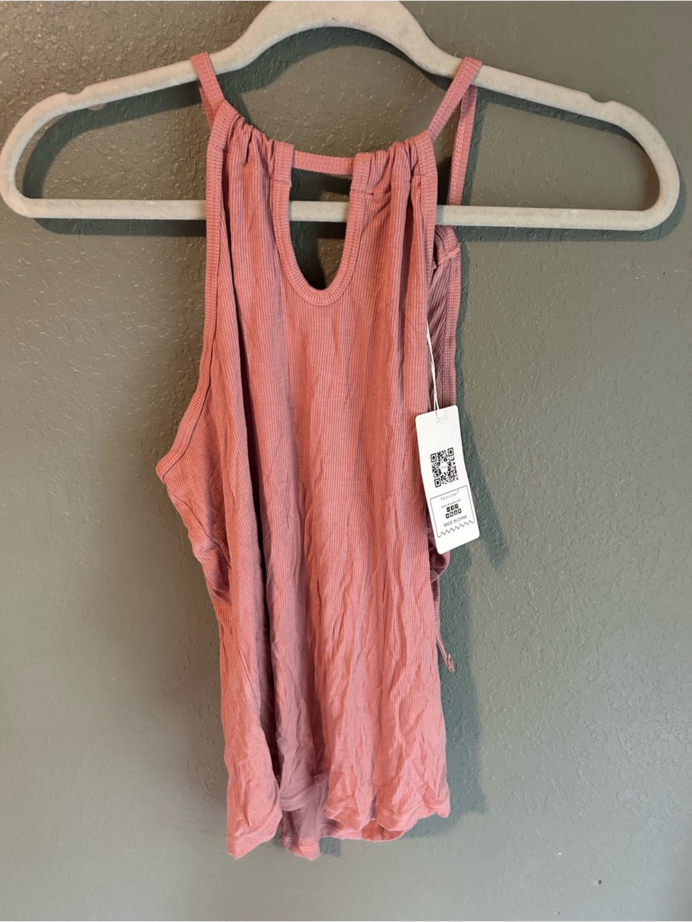 Ekouaer pink tank top #summer